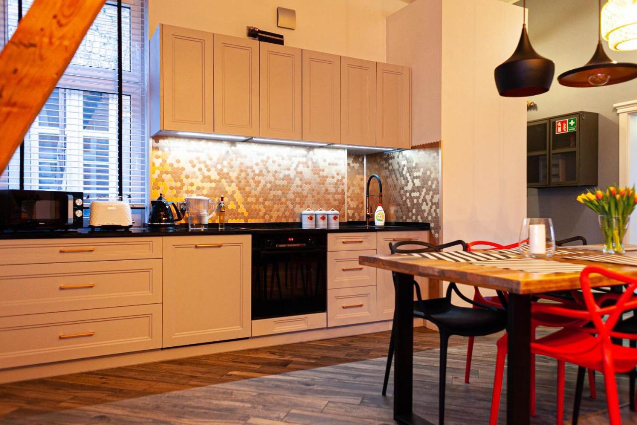 Euro Boho Loft Apartment Гданськ Екстер'єр фото